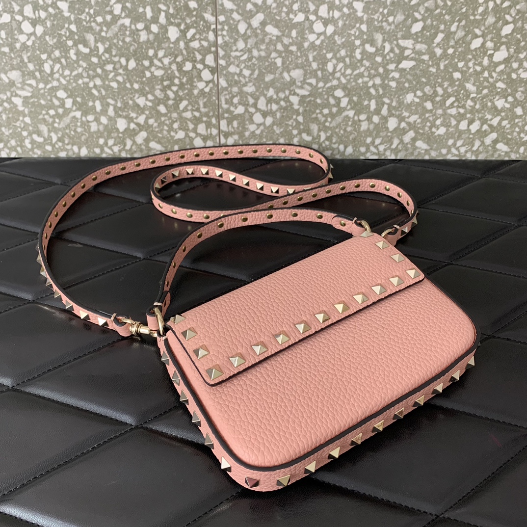 Valentino Garavani Rockstud Small Shoulder Bag in Nude Pink Grainy Calfskin